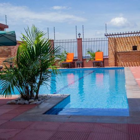Lubowa Savannah Suites מראה חיצוני תמונה